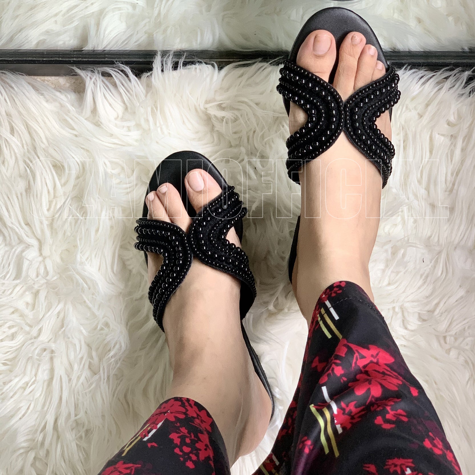 LUSH TREAD BLACK