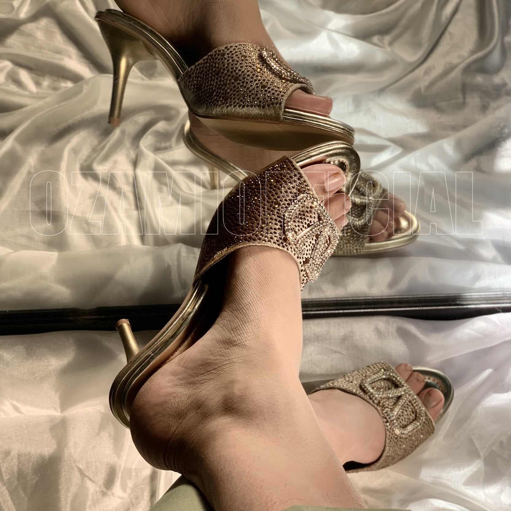 VALVET FEET